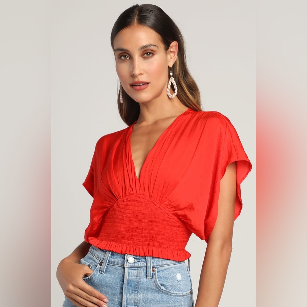 NWT City Views Red Tie-Back Short Batwing-Sleeve Smocked Top